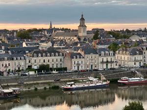 Constructeur de piscine de luxe Angers